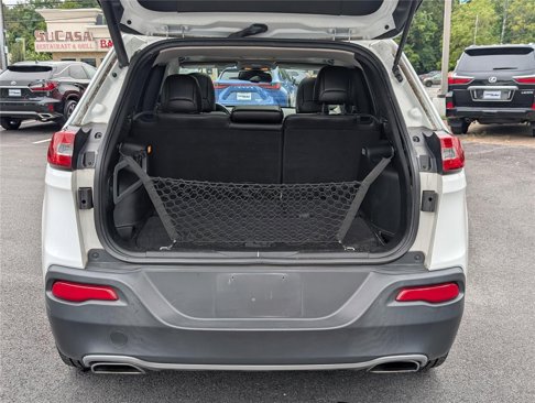 Used 2016 Jeep Cherokee Limited w/ Luxury Group image 11