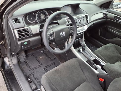 Used 2013 Honda Accord LX image 3
