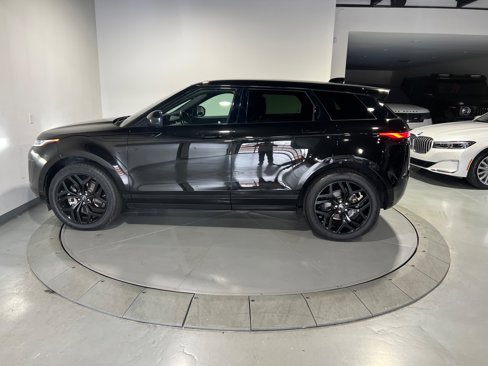 Used 2020 Land Rover Range Rover Evoque SE image 4
