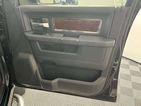 Used 2011 RAM 1500 Laramie image 13