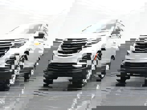 Certified 2022 Chevrolet Equinox LS w/ LS Convenience Package image 33