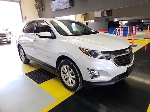 Used 2018 Chevrolet Equinox LT image 3