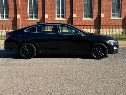 Used 2020 Chevrolet Malibu LT w/ Leather Package image 11