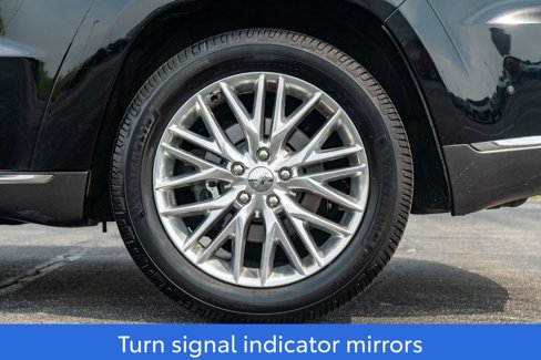 Used 2017 Jeep Grand Cherokee Summit image 9