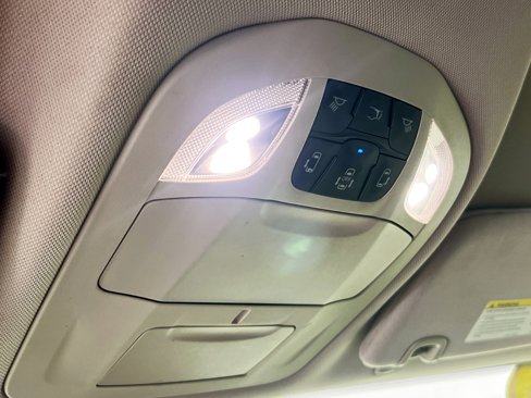 Used 2018 Chrysler Pacifica Touring-L w/ Advanced Safetytec Group image 22