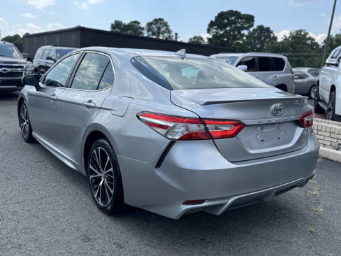 Used 2020 Toyota Camry SE image 7