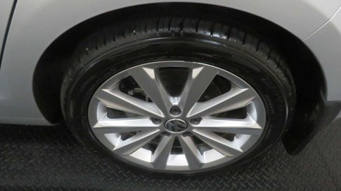 Used 2013 Volkswagen Golf TDI image 9