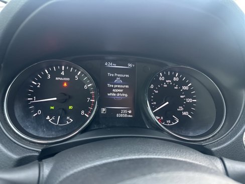 Used 2017 Nissan Rogue SL w/ SL Premium Package image 9