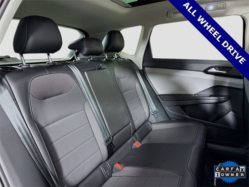 Used 2023 Volkswagen Taos SE image 27