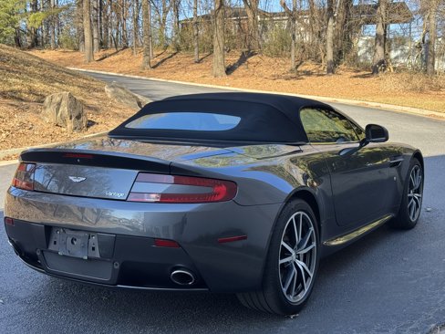 Used 2013 Aston Martin V8 Vantage Roadster image 20