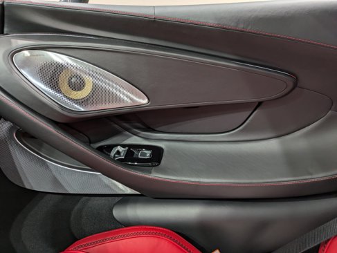 New 2025 McLaren GTS image 18