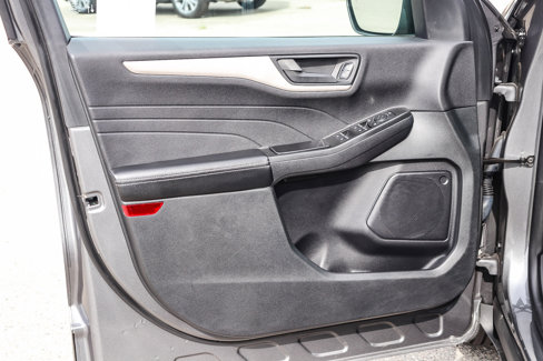 Used 2022 Ford Escape SE image 20