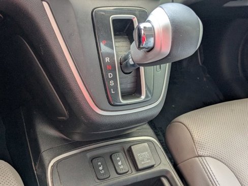 Used 2015 Honda CR-V Touring image 11