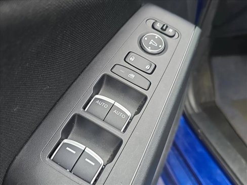 Used 2022 Honda Civic Sport image 8