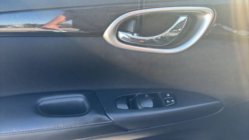 Used 2016 Nissan Sentra SV w/ Style Package image 23