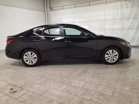 Used 2024 Nissan Sentra S image 10