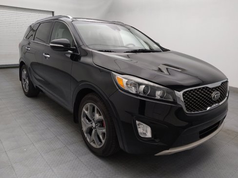Used 2017 Kia Sorento SX image 11