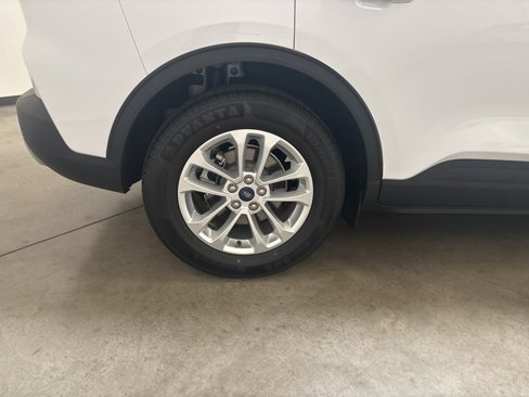Used 2020 Ford Escape SE image 22