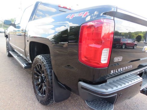 Used 2017 Chevrolet Silverado 1500 High Country image 14