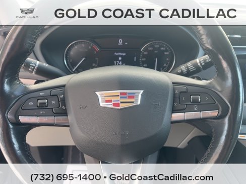 Used 2021 Cadillac XT4 Luxury w/ Cold Weather Package image 17