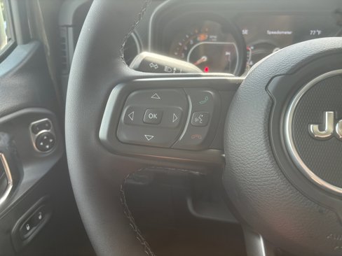 New 2025 Jeep Wrangler Unlimited Rubicon image 22