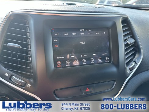 Used 2019 Jeep Cherokee Latitude w/ Popular Appearance Group image 14