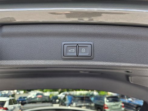 New 2025 Audi Q3 2.0T Premium image 23