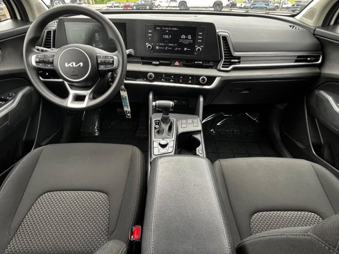 Used 2024 Kia Sportage LX image 11