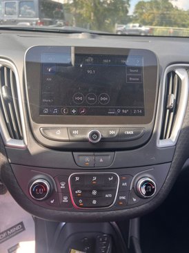 Used 2023 Chevrolet Malibu LT image 17