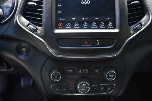 Used 2022 Jeep Cherokee Trailhawk w/ Premium Leather Package image 17