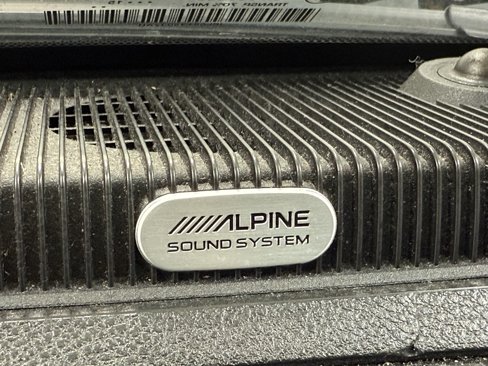 Used 2015 RAM 1500 Laramie w/ Convenience Group image 24