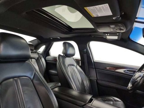Used 2017 Lincoln MKZ Select image 11