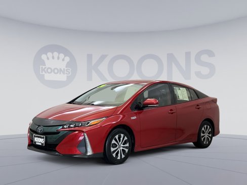 Used 2020 Toyota Prius Prime XLE image 1