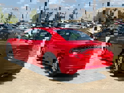 Used 2022 Dodge Charger SXT image 10