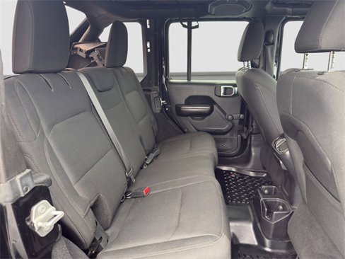 Used 2018 Jeep Wrangler Unlimited Sport image 18
