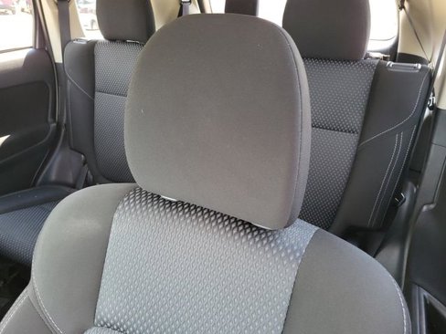 Used 2020 Mitsubishi Outlander SE image 20