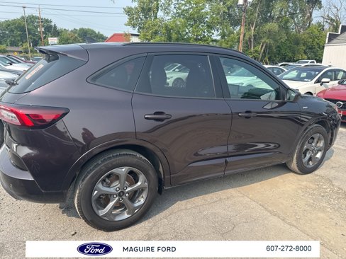 Used 2023 Ford Escape ST-Line Select w/ Tech Pack #2 image 7