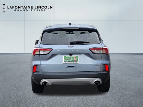 Used 2022 Ford Escape SEL image 4