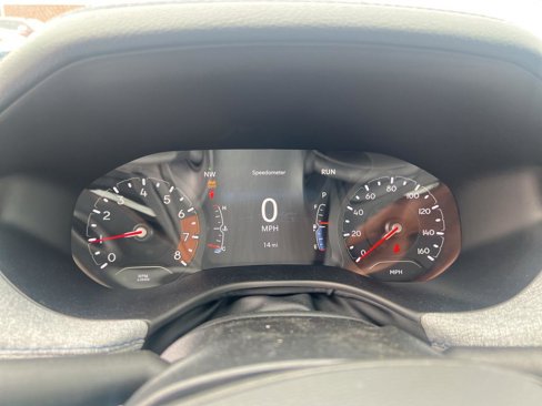 Used 2024 Jeep Compass Latitude w/ Convenience Group image 10