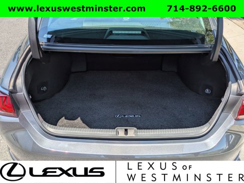 Certified 2024 Lexus ES 300h w/ Premium Package image 10