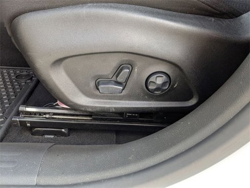 Used 2021 Jeep Renegade Latitude w/ Sun & Sound Group image 14