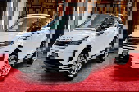 New 2026 Land Rover Range Rover Evoque S image 1