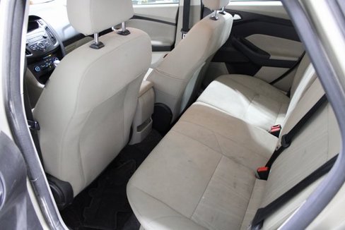 Used 2018 Ford Focus SE image 16