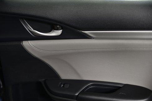 Used 2017 Honda Civic EX-L image 9