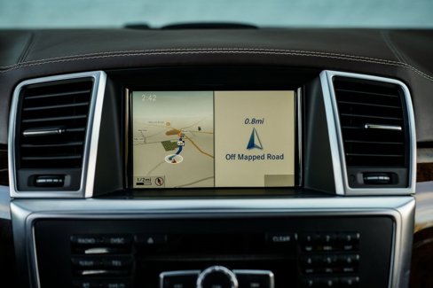 Used 2016 Mercedes-Benz GL 550 4MATIC image 29