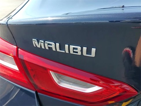 Used 2018 Chevrolet Malibu LS image 7