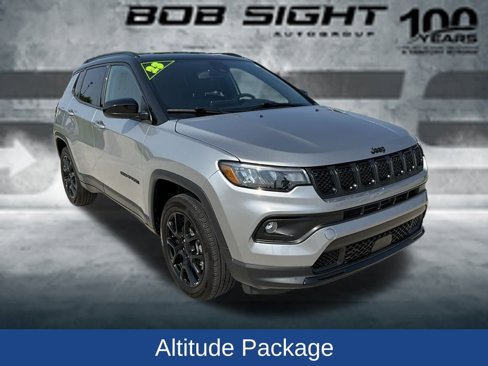 Used 2023 Jeep Compass Altitude image 8