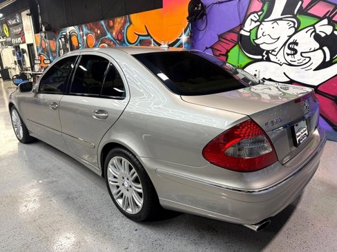 Used 2008 Mercedes-Benz E 350 Luxury image 3