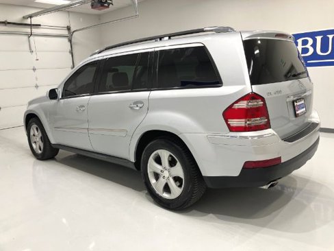 Used 2009 Mercedes-Benz GL 450 4MATIC image 24