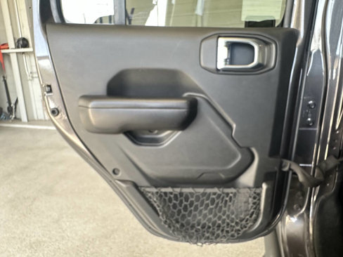 Used 2020 Jeep Wrangler Unlimited Sport S image 16